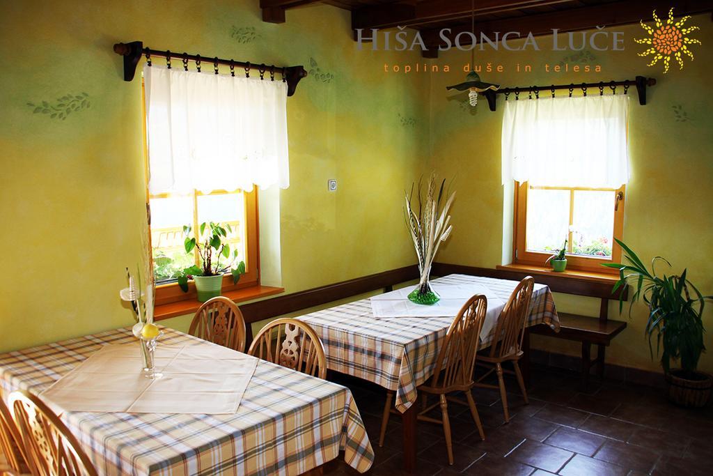 Guest House Hisa Sonca Luče Buitenkant foto
